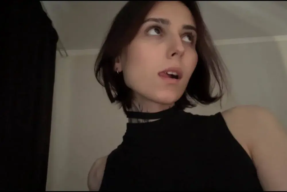 VivianGlow