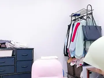 Stripchat Watch Live Sex Cams of Yui-Ch
