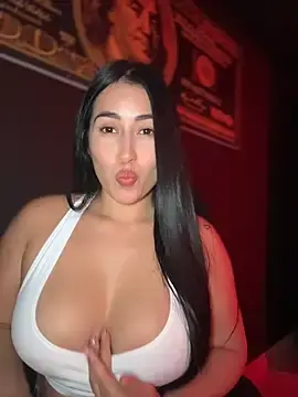 Stripchat Sex Cam of areviklusine1