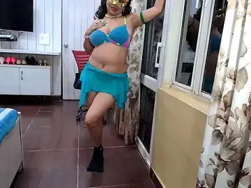 Stripchat Live Sex Cam of yourradhika