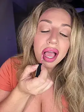 Stripchat Private Sex Chat of miamellycious