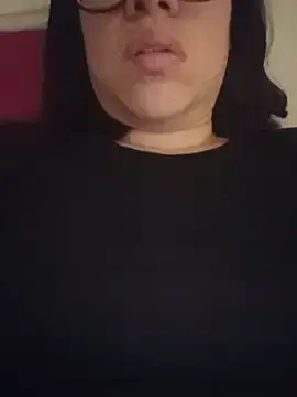 Stripchat Live Sex Cam of Isis_gold