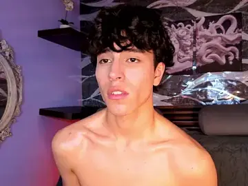 Stripchat Best live sex cam show of Michaell_Peters