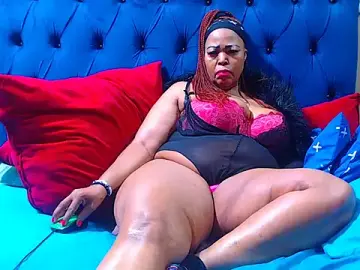 Stripchat Live Sex of ebonycandy10
