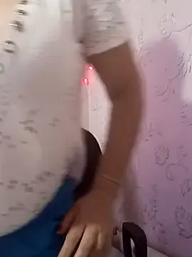 Stripchat Adult Video Chat of MarisTi