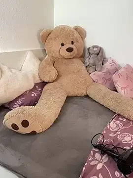 Stripchat Best live sex cam show of MimiLliiyy