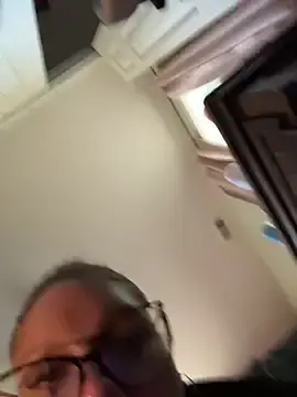 Stripchat Live Sex of QueenNuttCollector