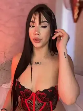 Stripchat Sex Cam of ambar_midnigth