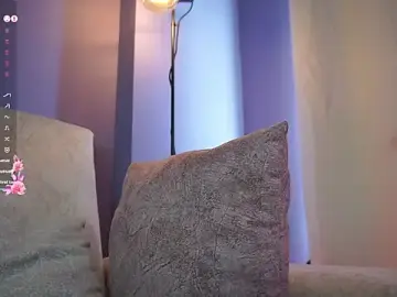 Stripchat Best live sex cam show of roselinedior
