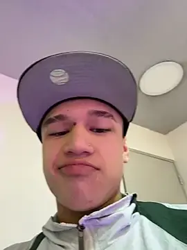 Stripchat Nude Webcam of Dominik_Souza