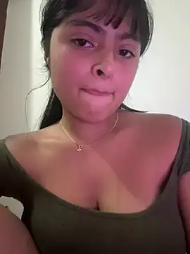 Stripchat Adult Webcams of canelareina