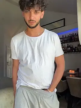 Stripchat Free Porn Cam of Gipsyboysteve