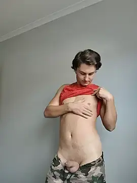 Stripchat Free Porn Cam of Lucasboy101