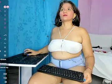 Stripchat Watch Live Sex Cams of Jenny_Evans82