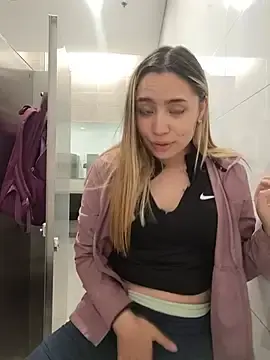 Stripchat Watch Live Sex Cams of Tina_bebita