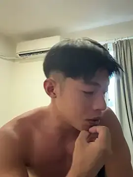 Stripchat Live Sex Cam of Yooo17
