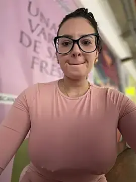 Stripchat Sex Cam of GabyMejiaa