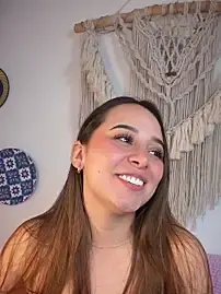 Stripchat Nude Webcam of Naughty_hanna1