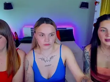 Stripchat Live Sex Cam of MagicEyess