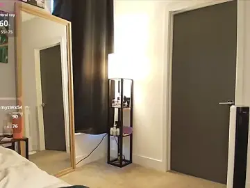 Stripchat Best live sex cam show of MilaSeren