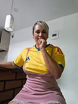 Stripchat Free Live Porn of shelby_kutter