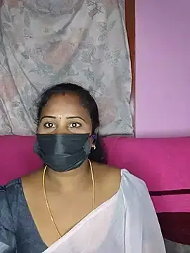 Stripchat Adult Webcam of Tamil_devagi