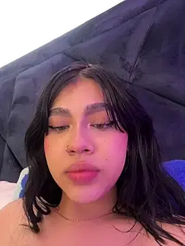 Stripchat Live Sex Cam of Lily_Woodz
