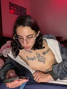 Stripchat Sex Chat of Poison_Ivy_29