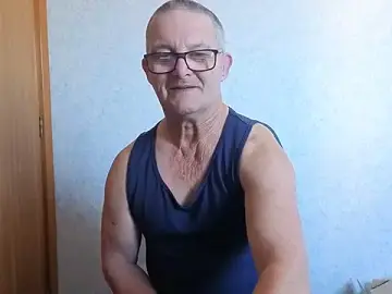 Stripchat Live Sex Cam of daddy_man