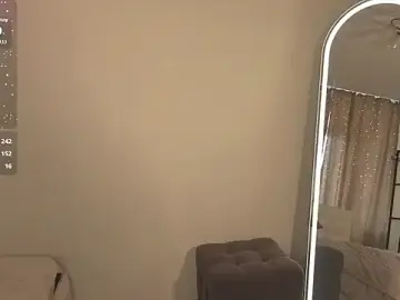 Stripchat Free Live Porn of JoselynNeave