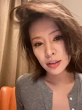 Stripchat Live Sex Cam of Sunflower-77