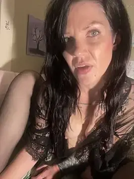 Stripchat Free Porn Cam of mzz_lillypillxoxo