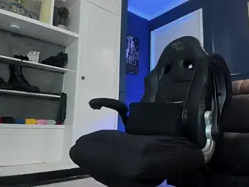 Stripchat Best Webcam of MrFrank_tattoo