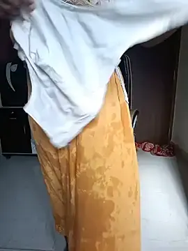 Stripchat Adult Webcam of Tamil-hotwife