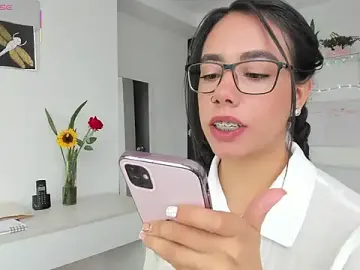 Stripchat Watch Live Sex Cams of miss_secretary