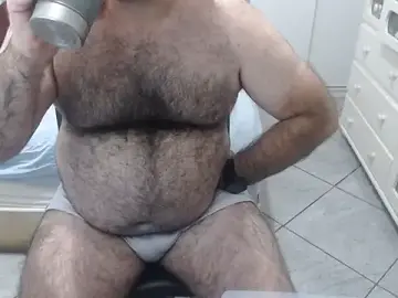 Stripchat Live Sex Cam of MysterBearMG