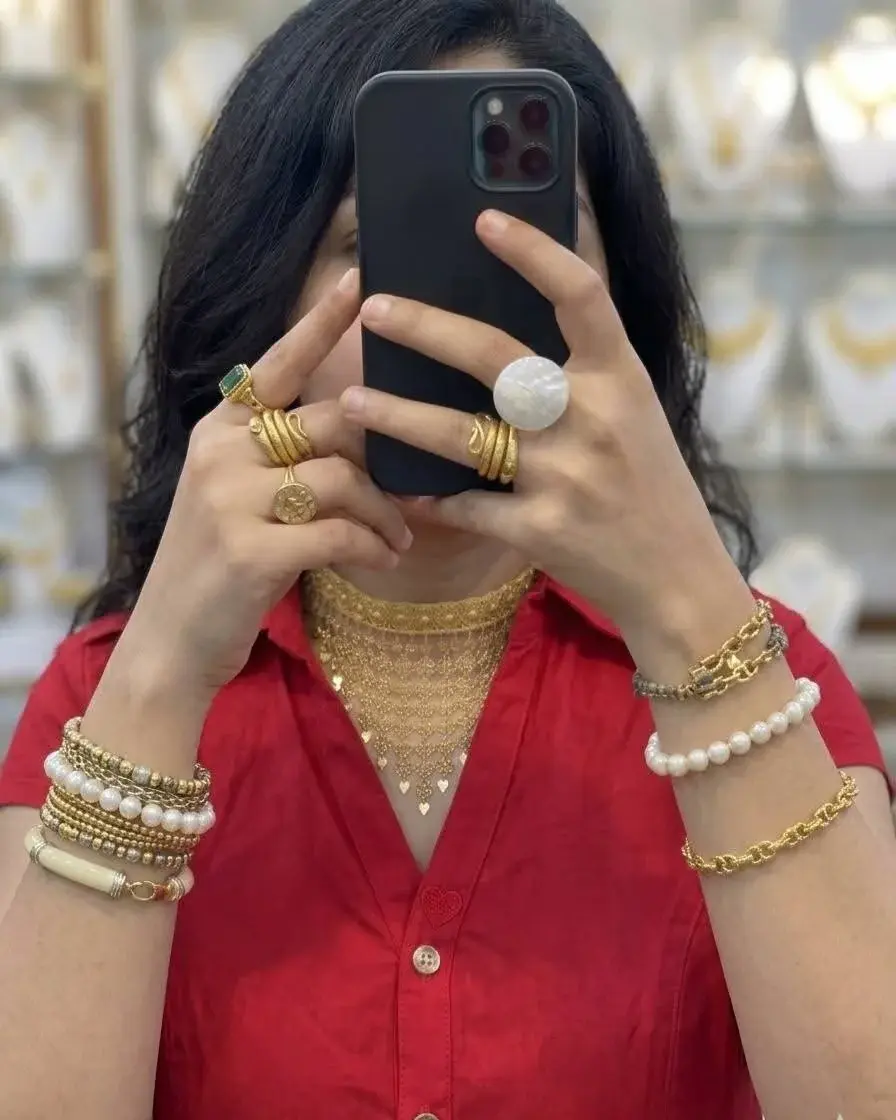 Noor_Zarin