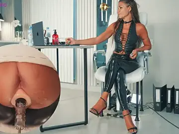 Stripchat Nude Webcam of art_porno