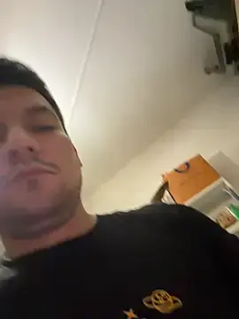 Stripchat Watch Live Sex Cams of CharlyAlfa22