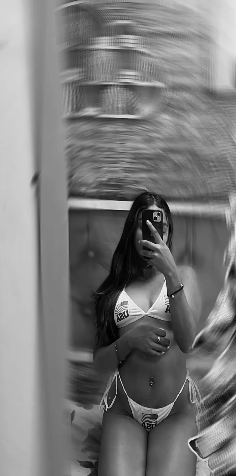 Mia_Kiss27