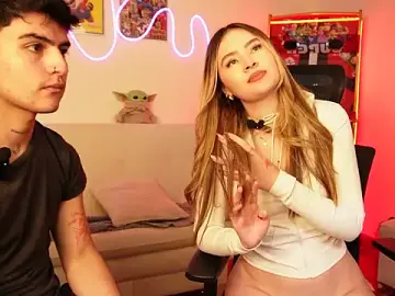 Stripchat Live Porn of tommy_and_sophie