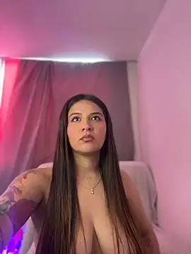 Stripchat Free Porn Cam of Linda_Bellucci