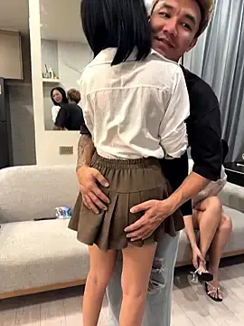 Stripchat Live Sex Cam of C-B-0001