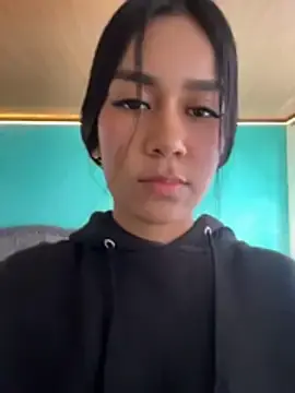 Stripchat Free Porn Cam of ALANAH_KITTY