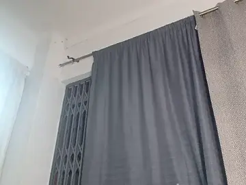 Stripchat Sex Cam of Cuddle_Bear