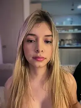 Stripchat Sex Cam of carolina__star