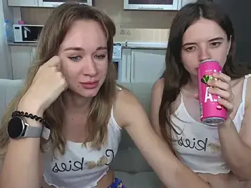 Stripchat Sex Cam of witches_couple