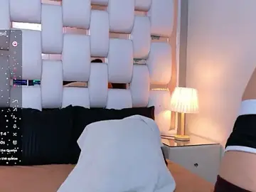 Stripchat Best live sex cam show of AronTawers
