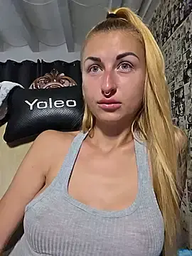 Stripchat Nude Webcam of kylie_blck