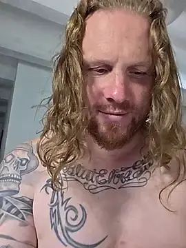 Stripchat Free Porn Cam of kylie_blck